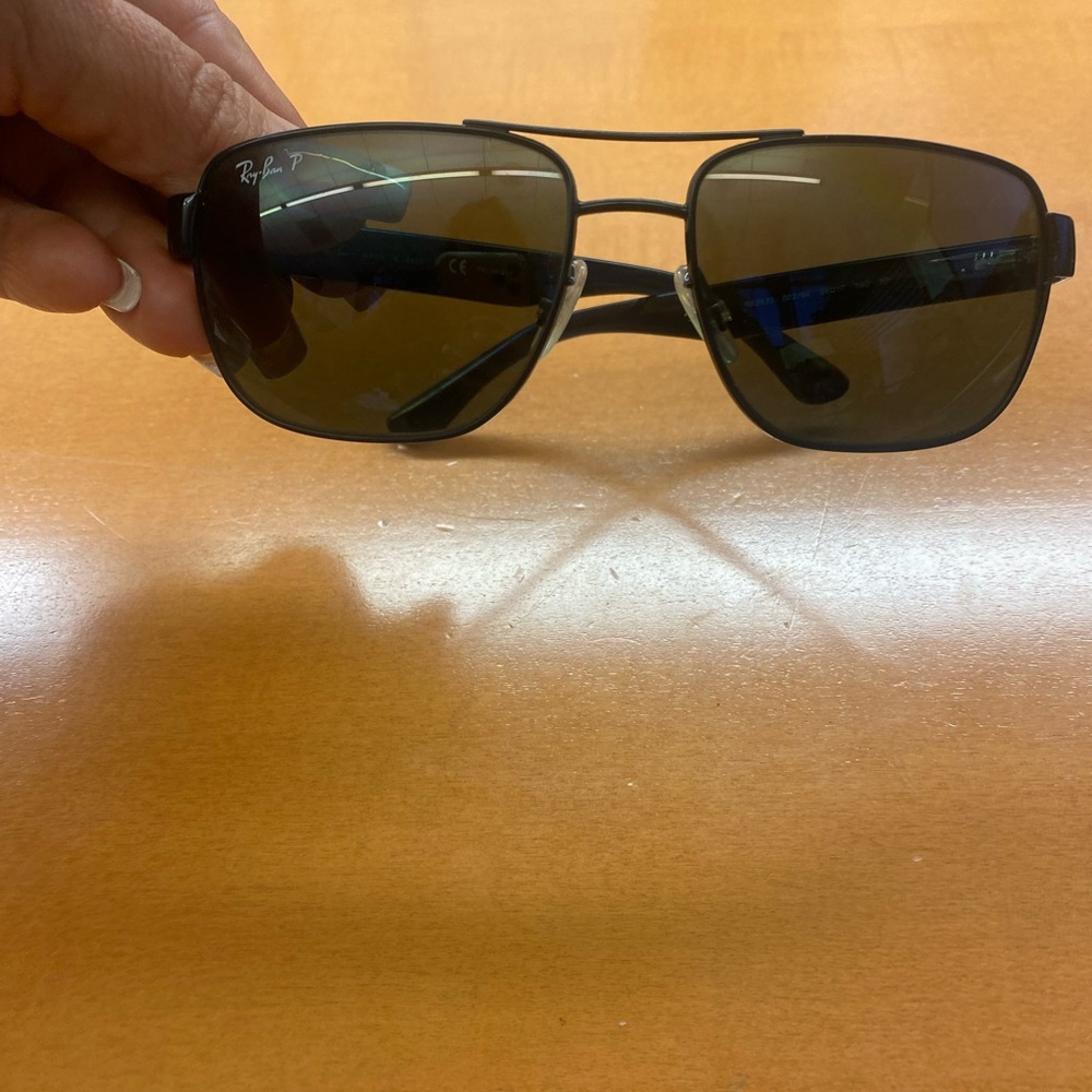 Ray-Ban Dark Frame Sunglasses